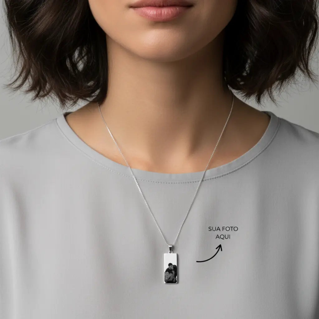 Colar com Pingente Retangular Personalizado em Prata 925
